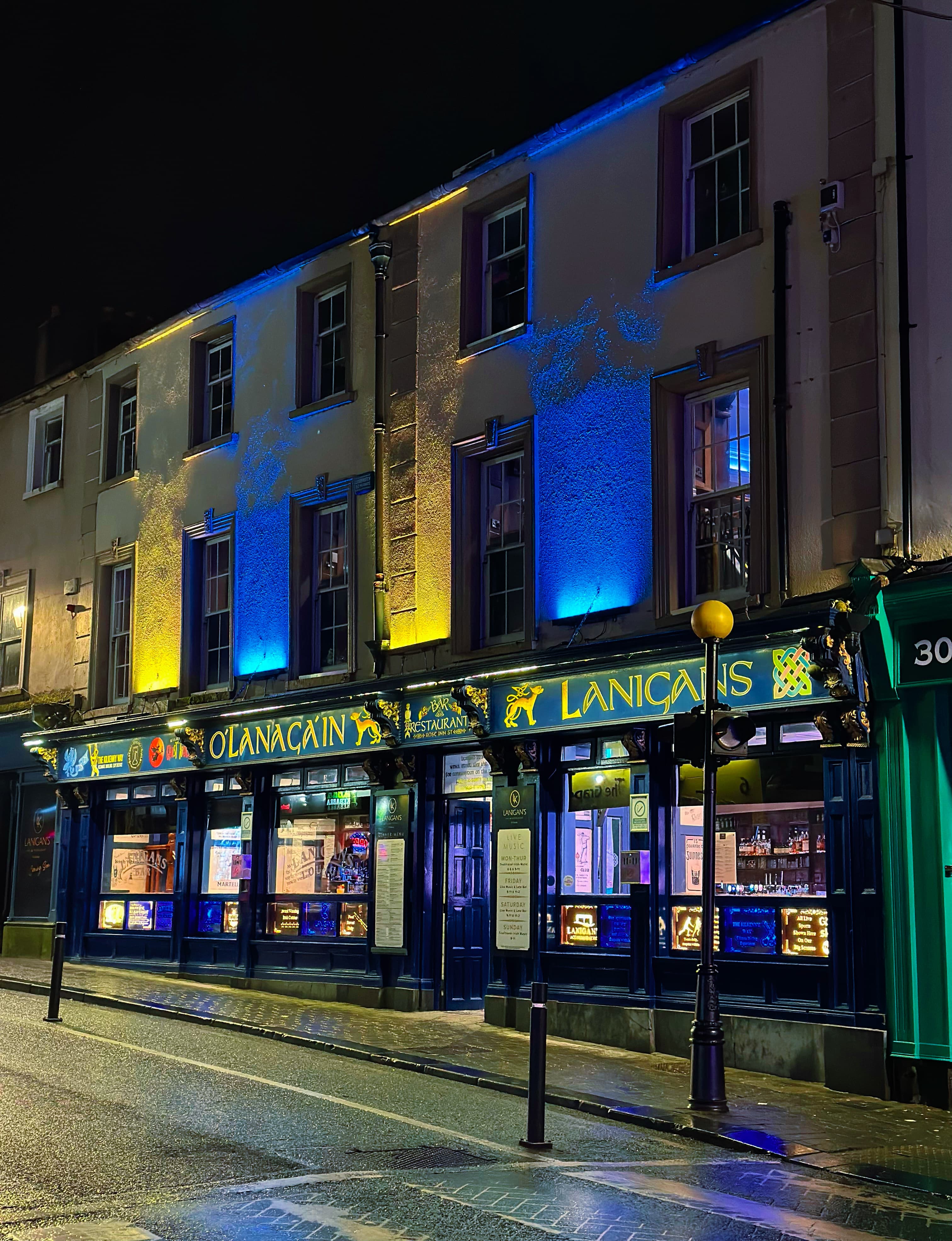 Lanigan's Bar & Restaurant exterior on Rose Inn Street, Kilkenny